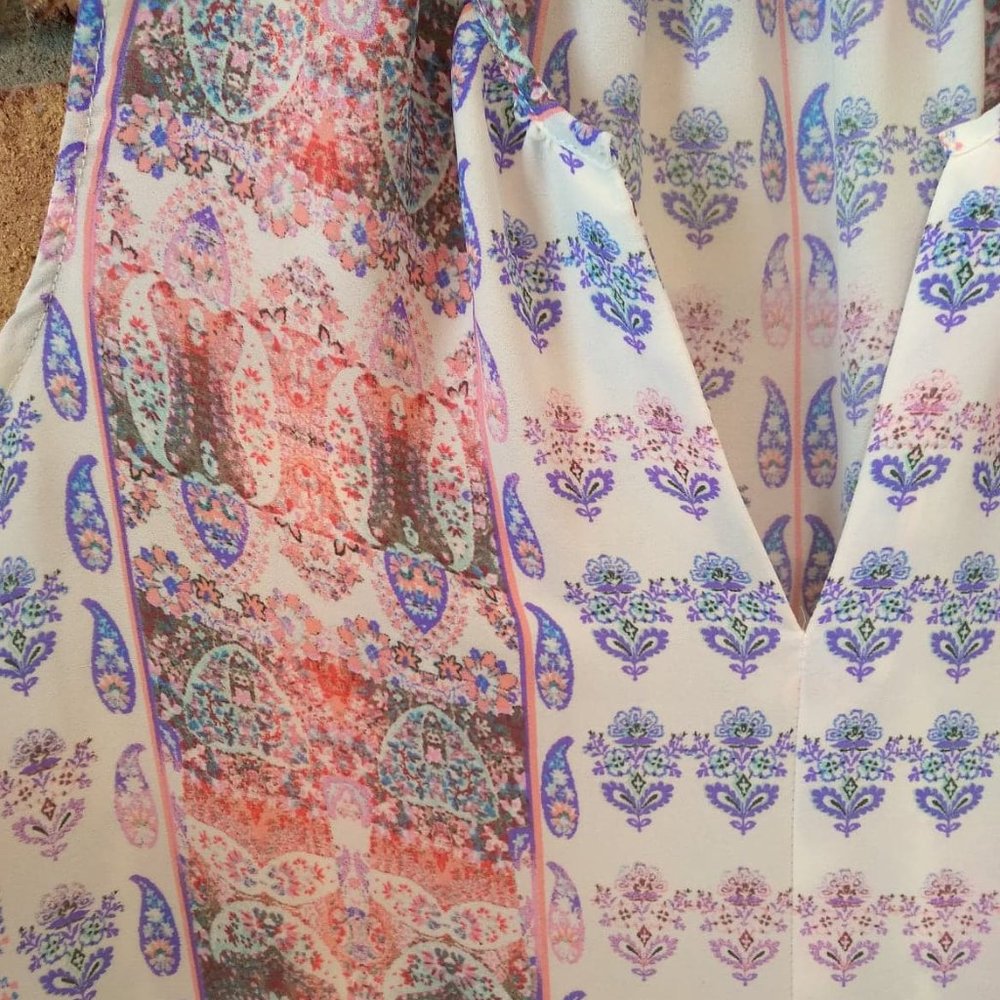 Flowy Tank Top - Picture 3 of 5